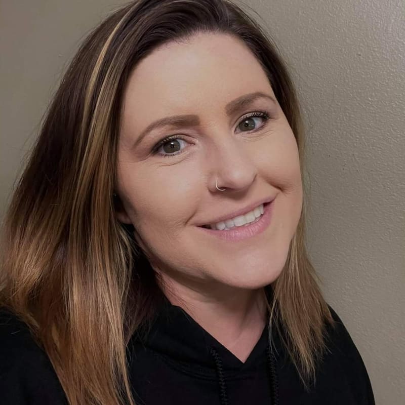 Reannon Hopkins, independent stylist at AT.hair & co.